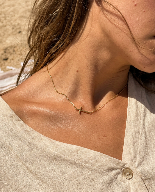 Orizzontale Cross Necklace