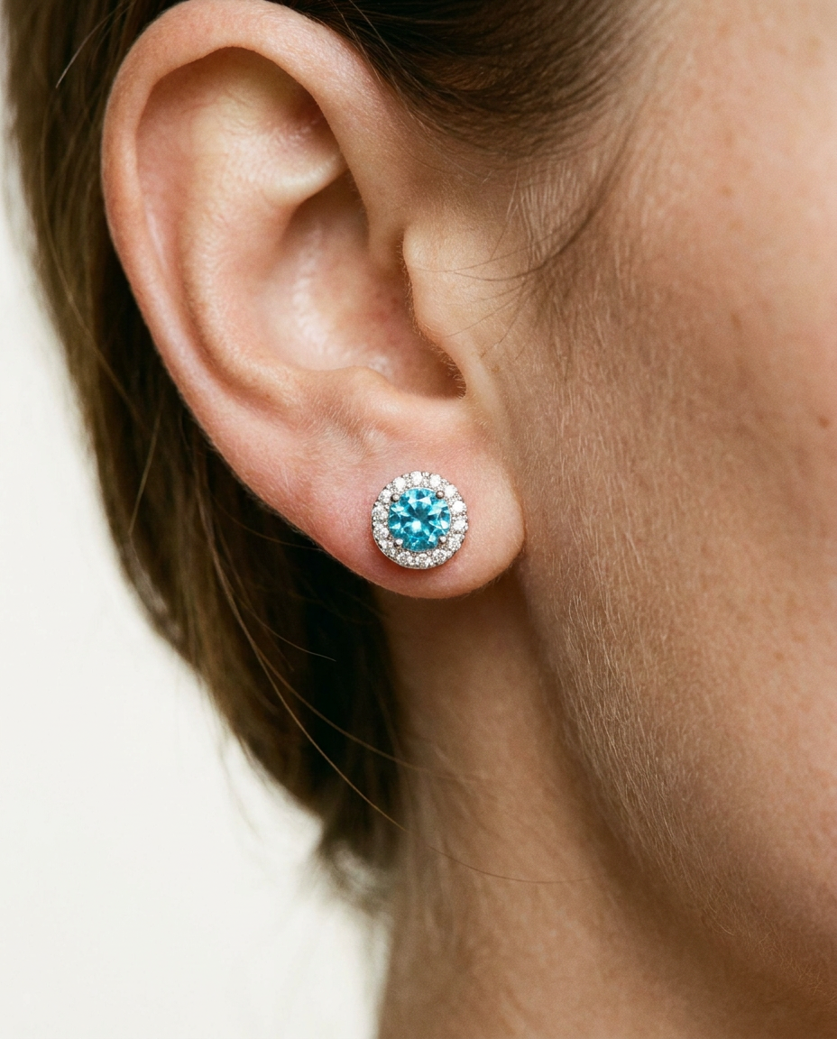 Dazzling Halo Studs