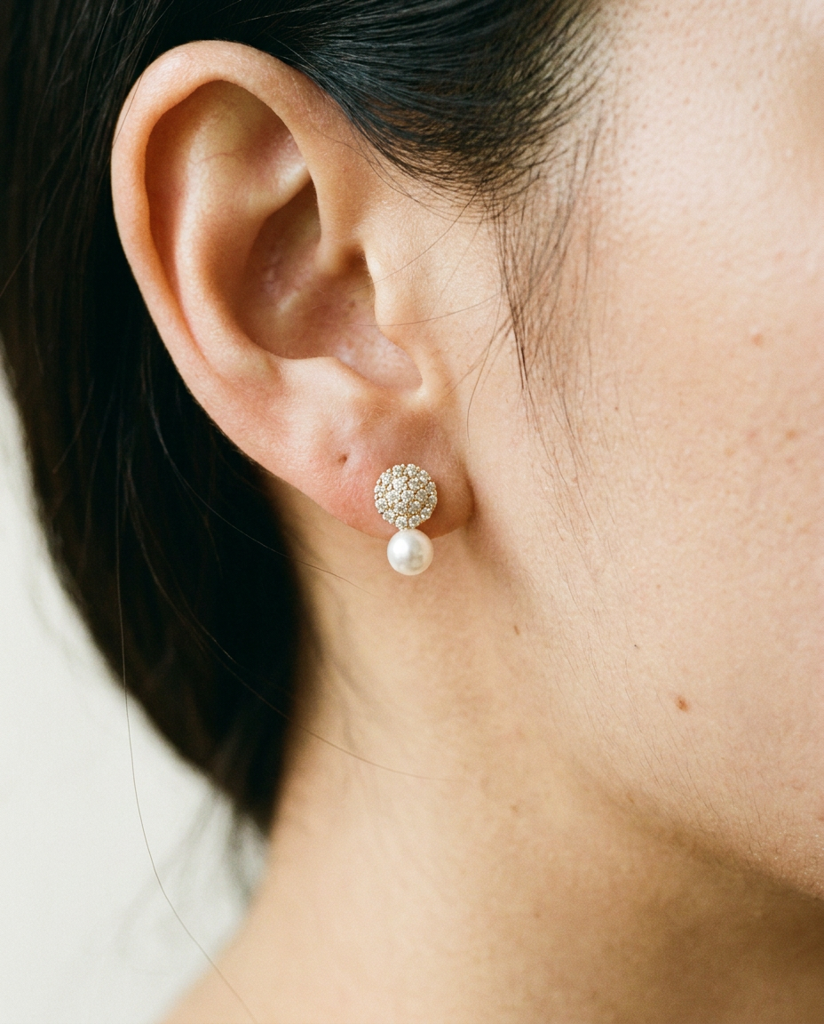 Aurora Pearl Stud