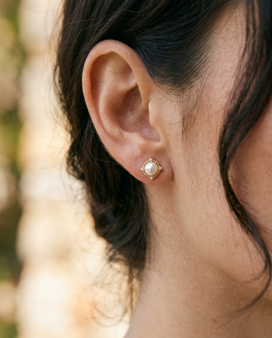 Pearl Square Stud Earrings