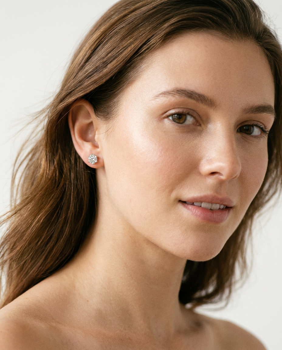 Solitario Studs