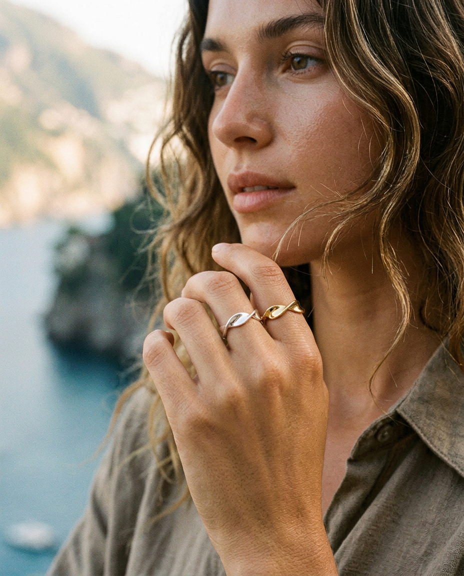 Twisted Band Ring