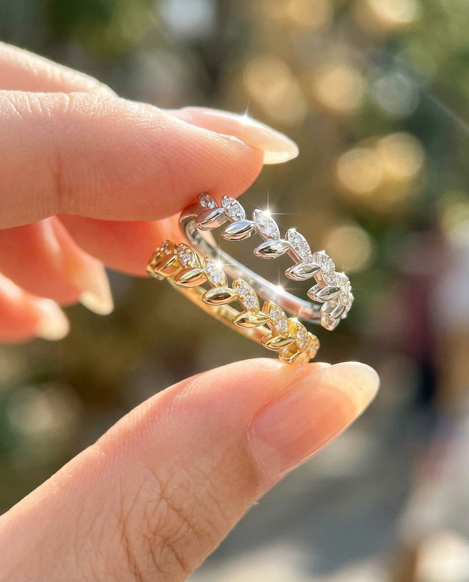 Leaf Pavé Ring