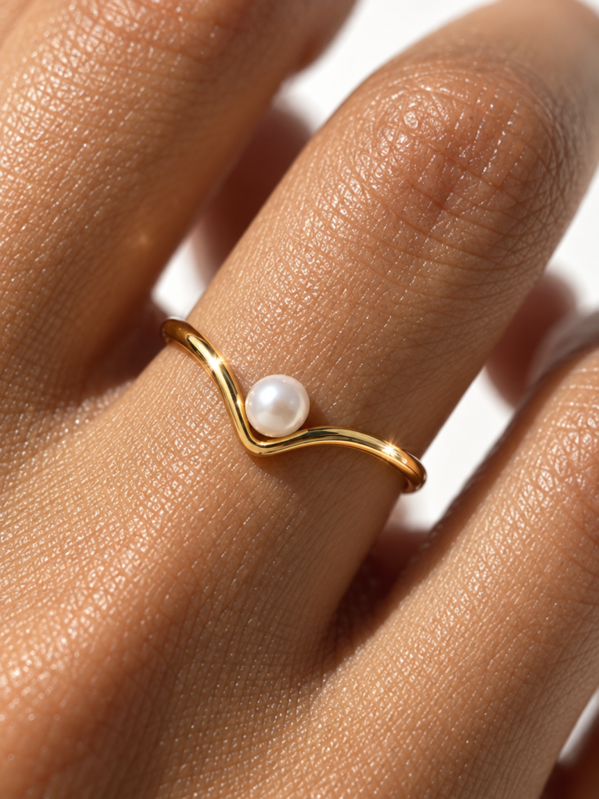 Pearl V Ring