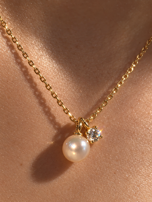 Pearl & Sparkle Necklace