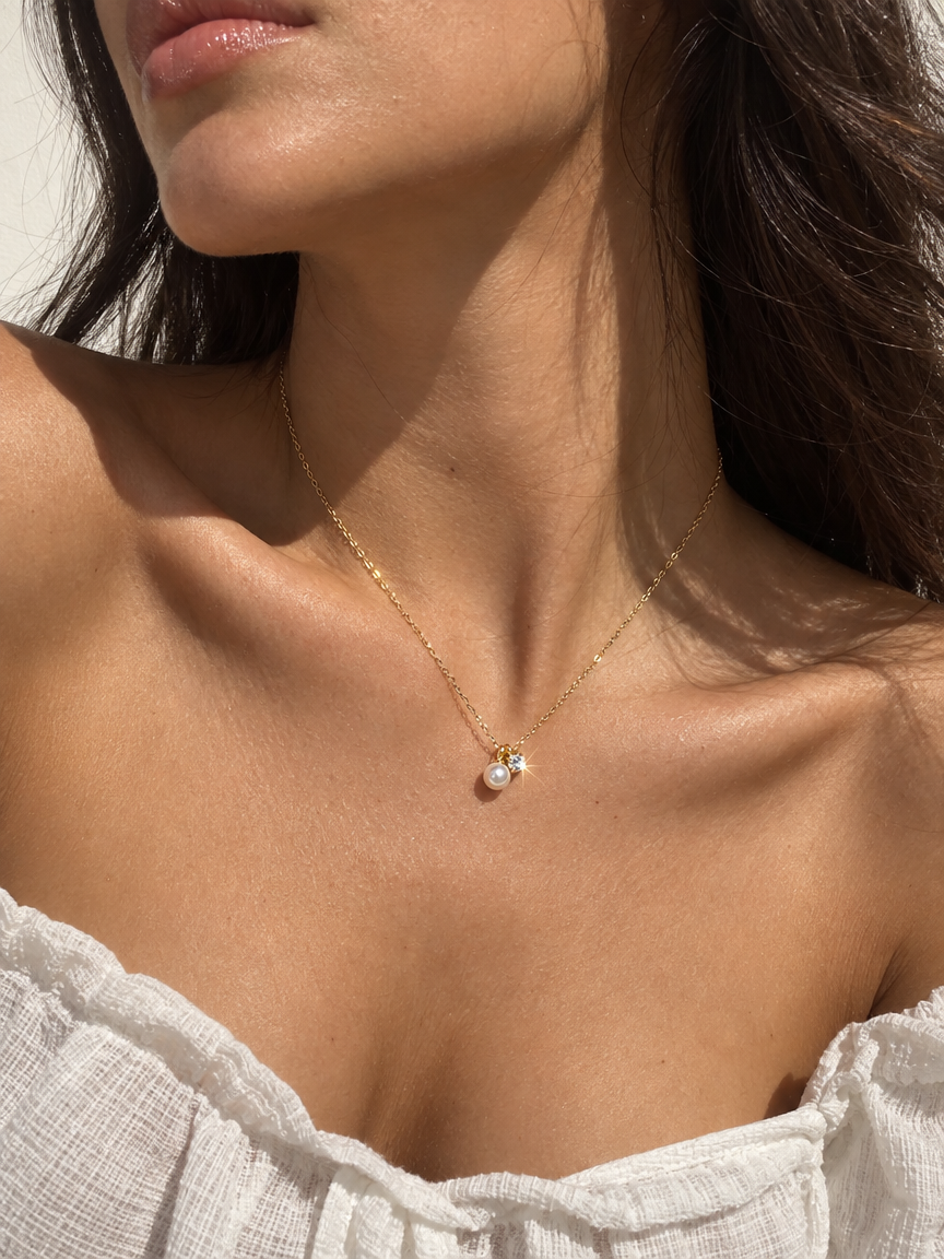 Pearl & Sparkle Necklace