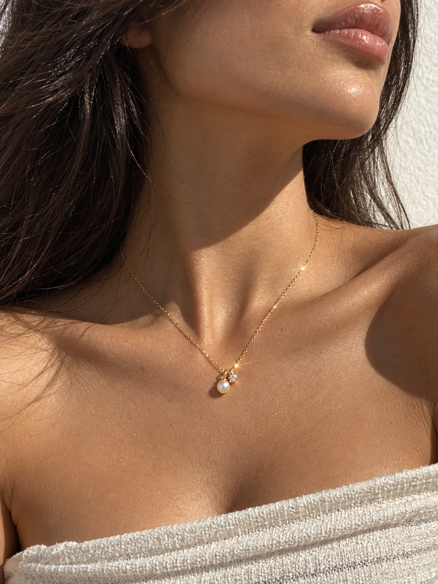 Pearl & Sparkle Necklace