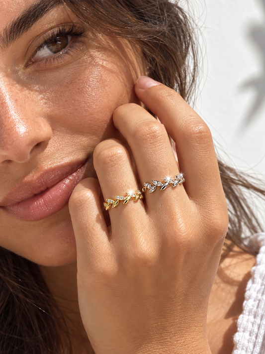 Leaf Pavé Ring