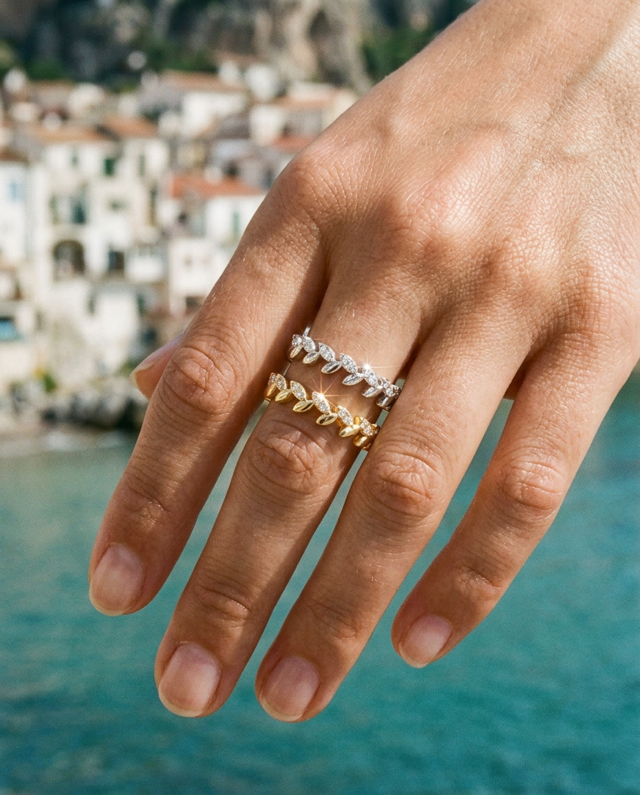 Leaf Pavé Ring