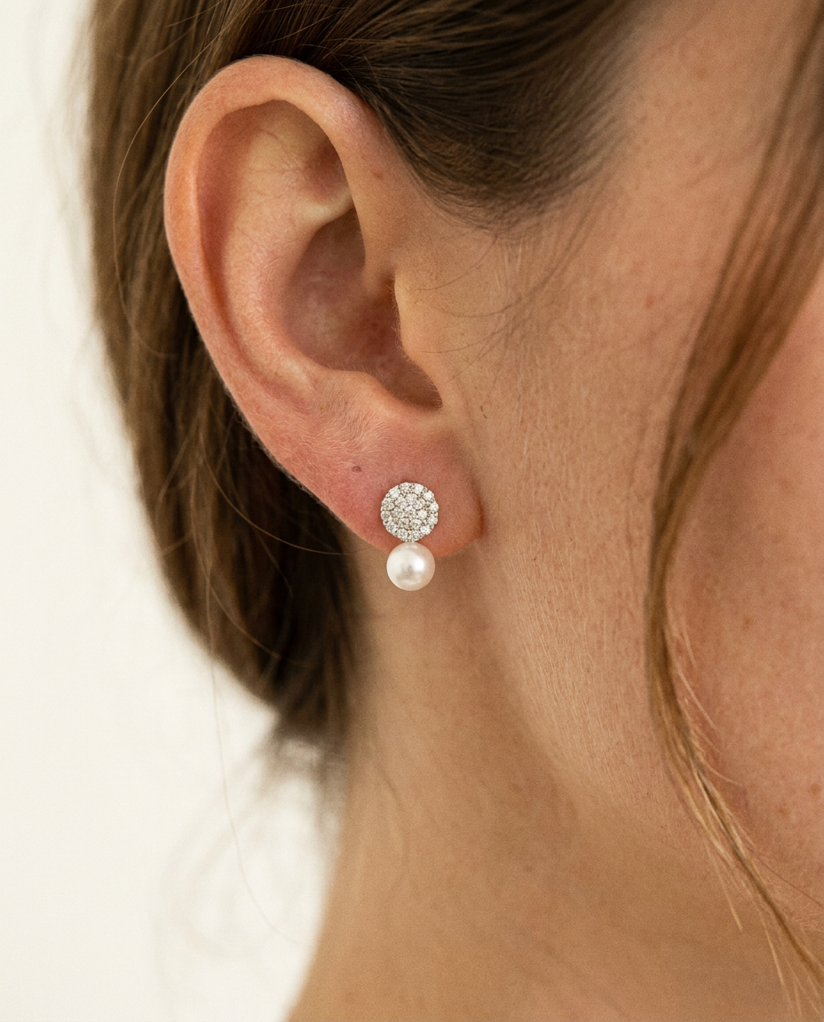 Aurora Pearl Stud