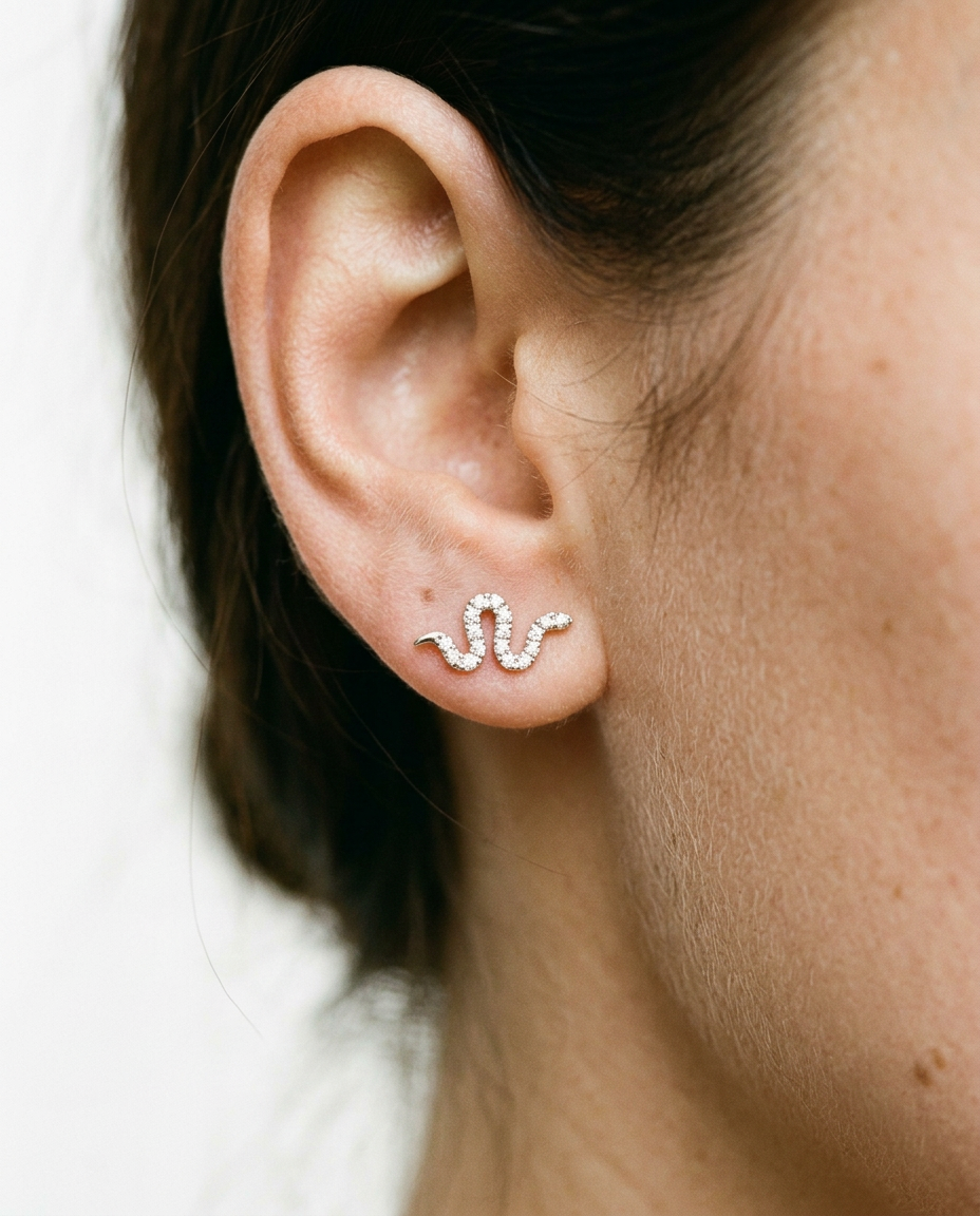 Serpentine Studs