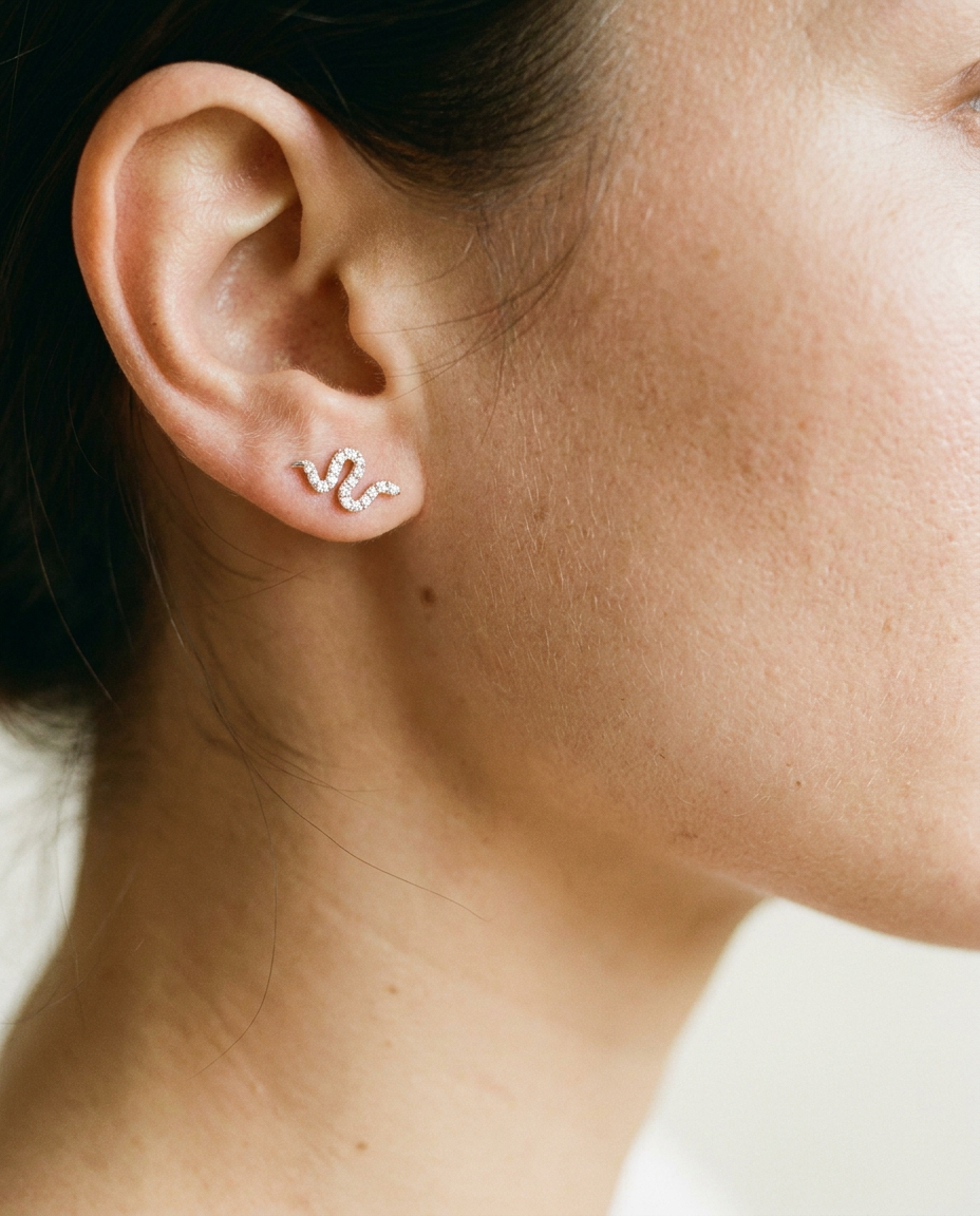 Serpentine Studs