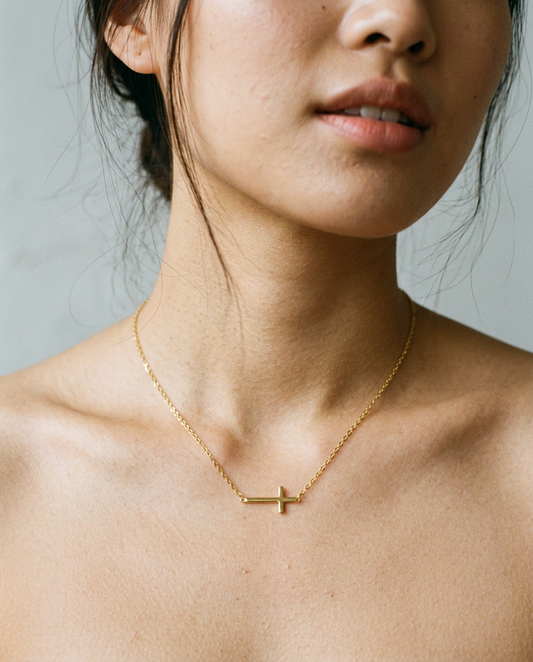 Orizzontale Cross Necklace