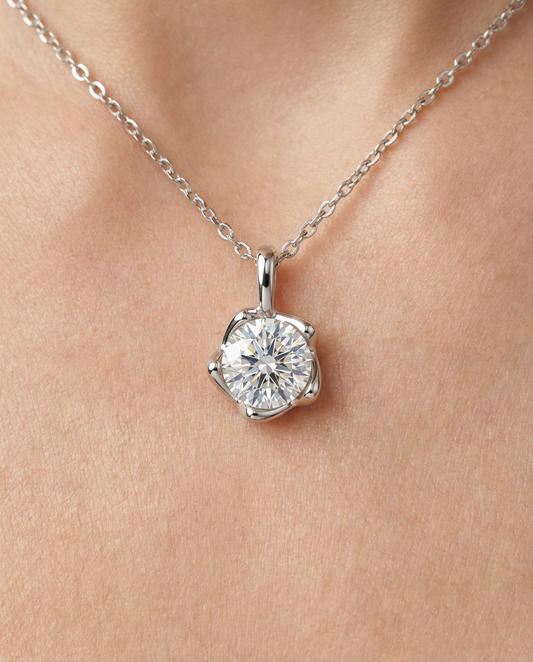 Bocciolo Necklace