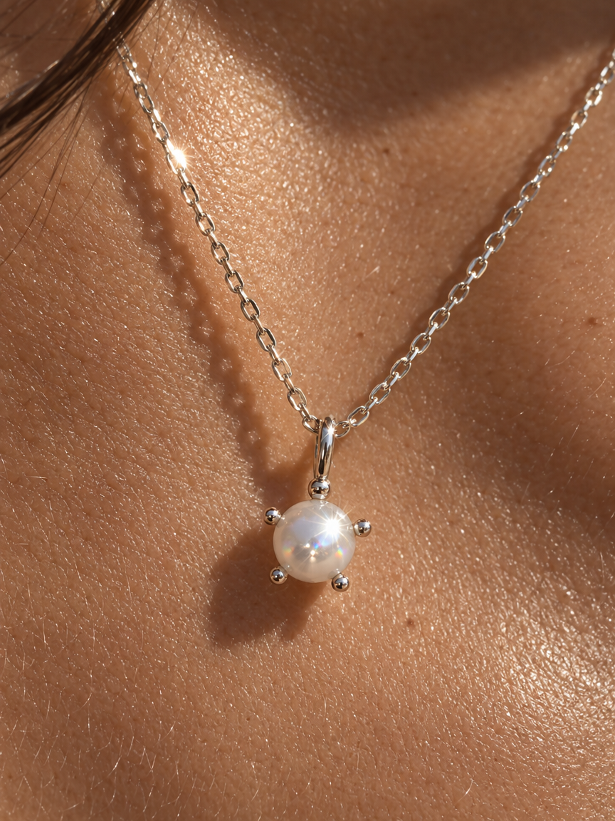Star Pearl Pendant Necklace