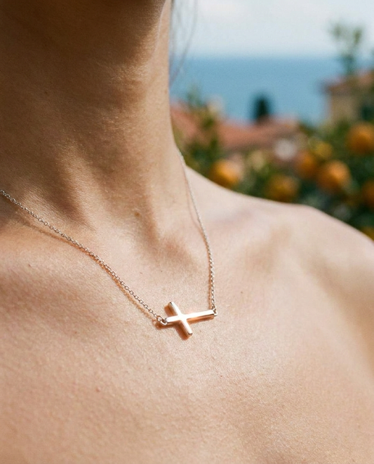 Orizzontale Cross Necklace