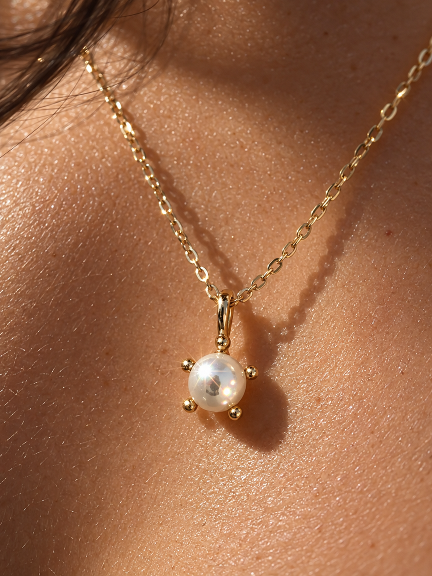 Star Pearl Pendant Necklace