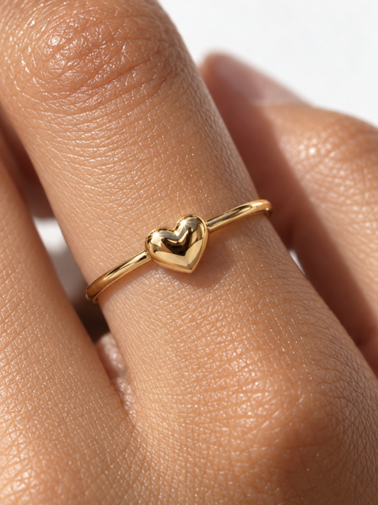 Minimal Heart Ring