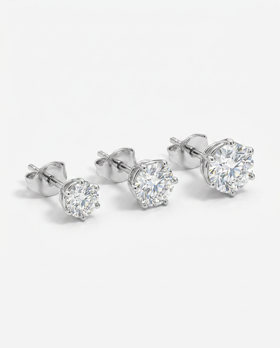 Solitario Studs