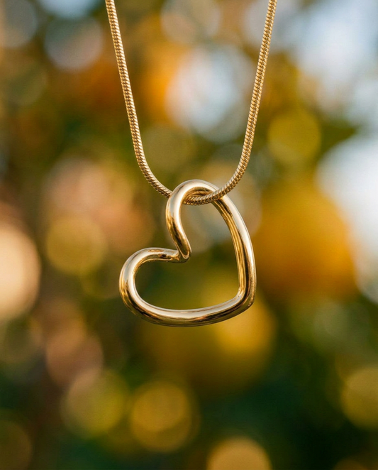 Amore Necklace